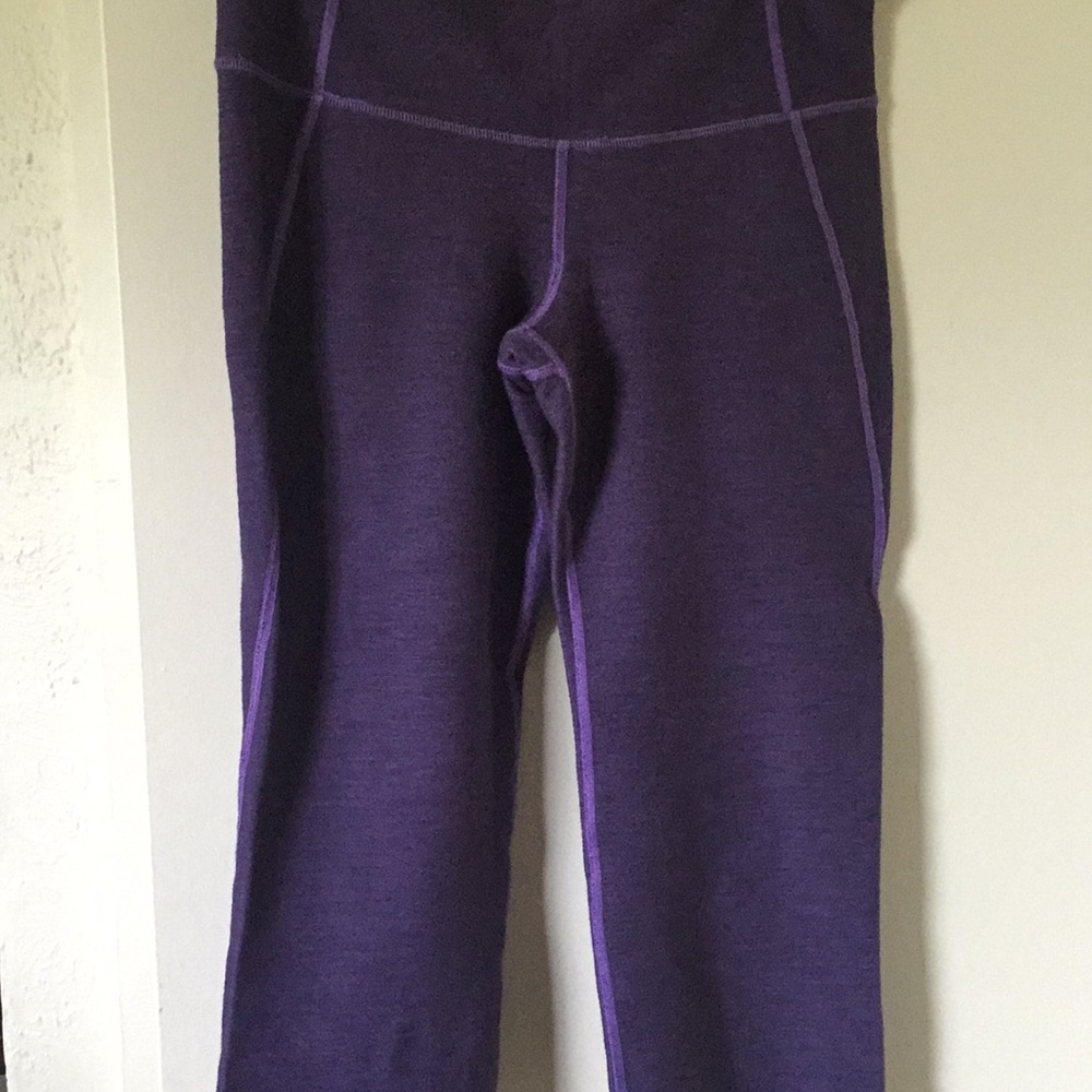 Lululemon Gather and Crow crops